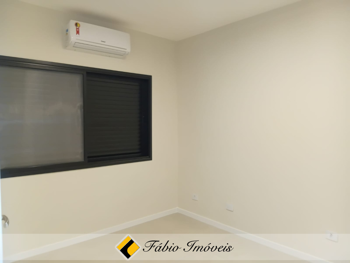 Linda casa com piscina e acabamento de primeira!! – Foto 10