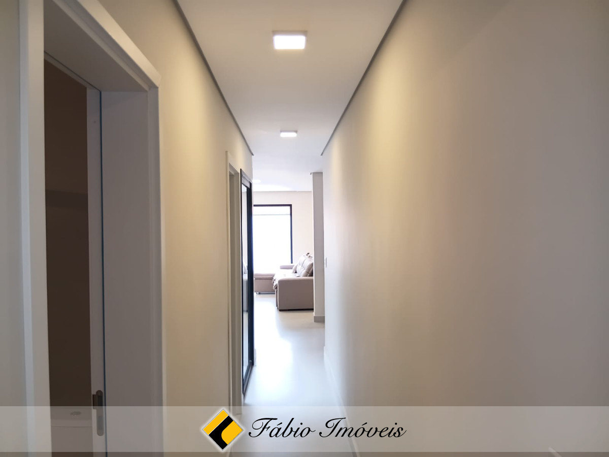 Linda casa com piscina e acabamento de primeira!! – Foto 7
