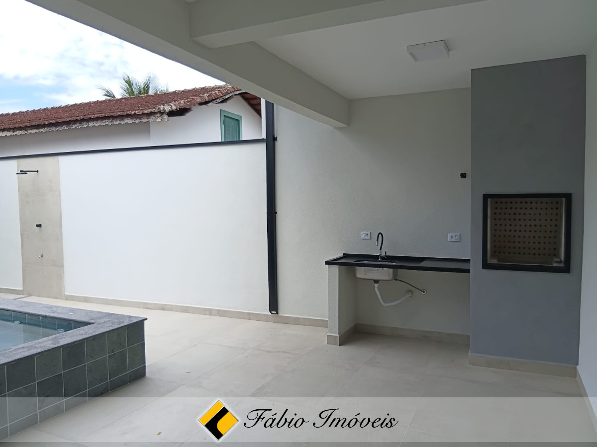 Linda casa com piscina e acabamento de primeira!! – Foto 13