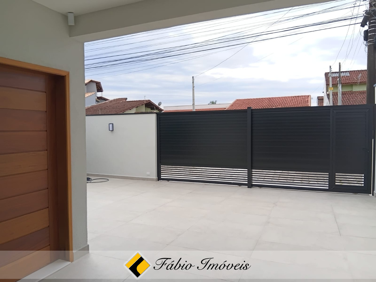 Linda casa com piscina e acabamento de primeira!! – Foto 2