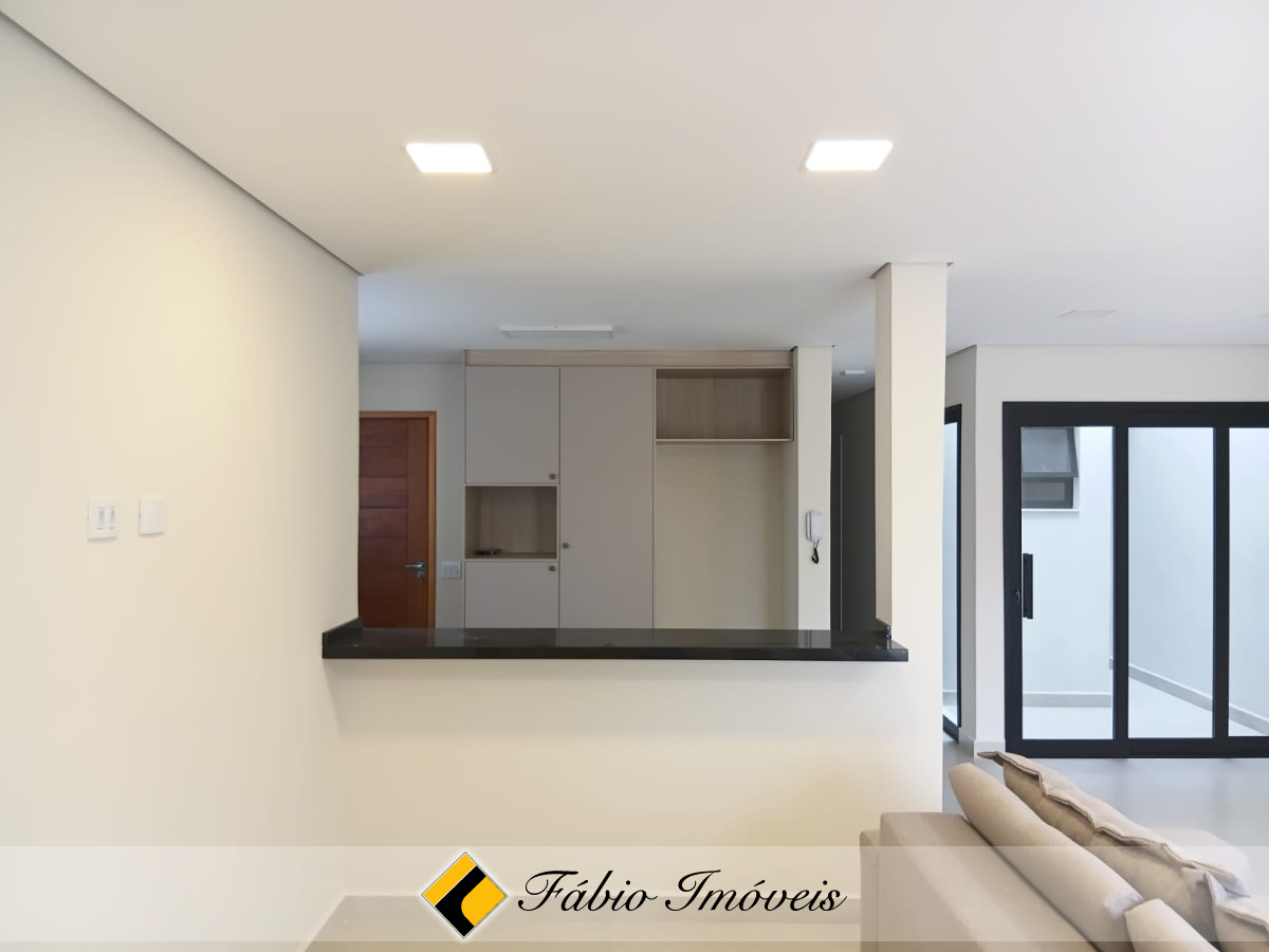 Linda casa com piscina e acabamento de primeira!! – Foto 30