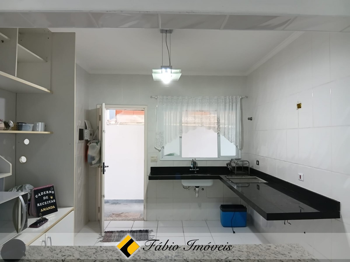 Linda casa em ótimo bairro! – Foto 10