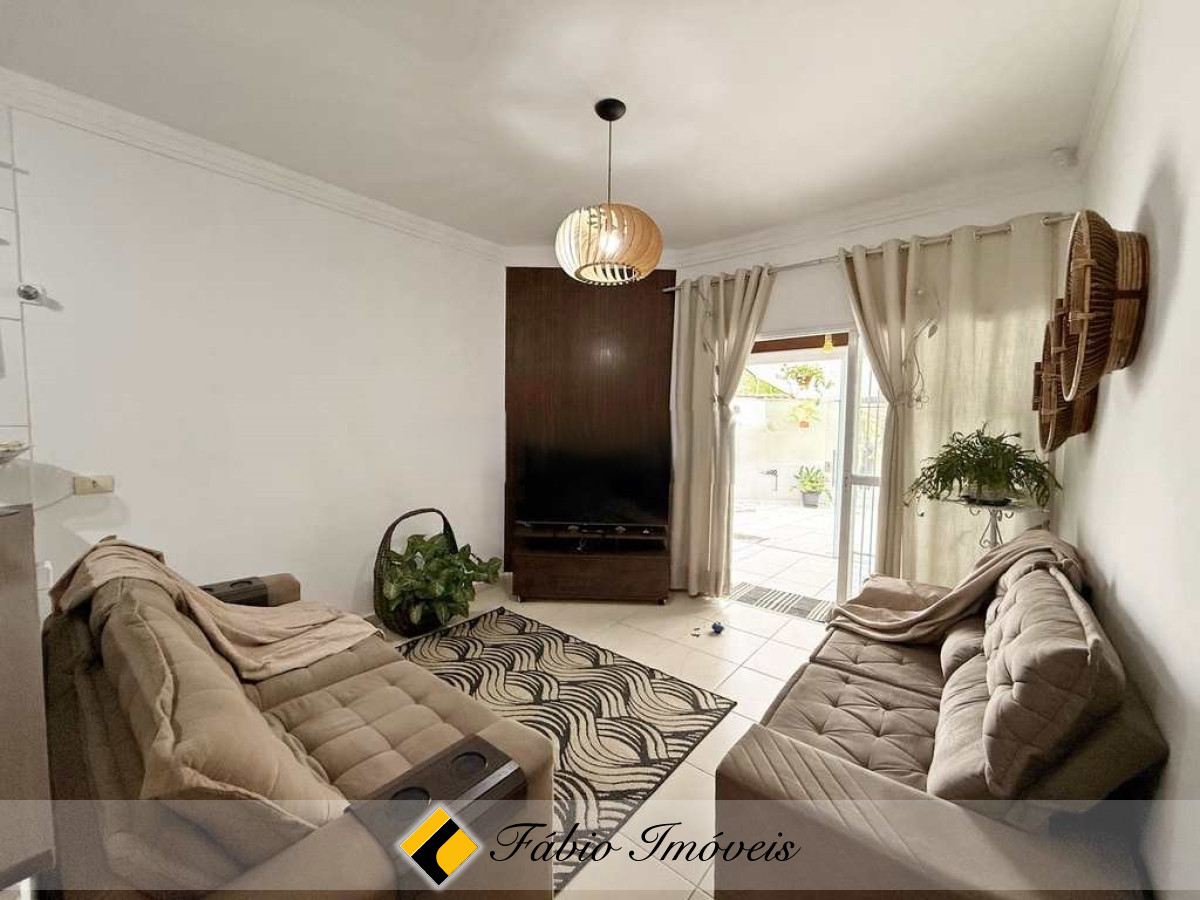 Linda e encantadora casa a 200 metros da paraia!! – Foto 5