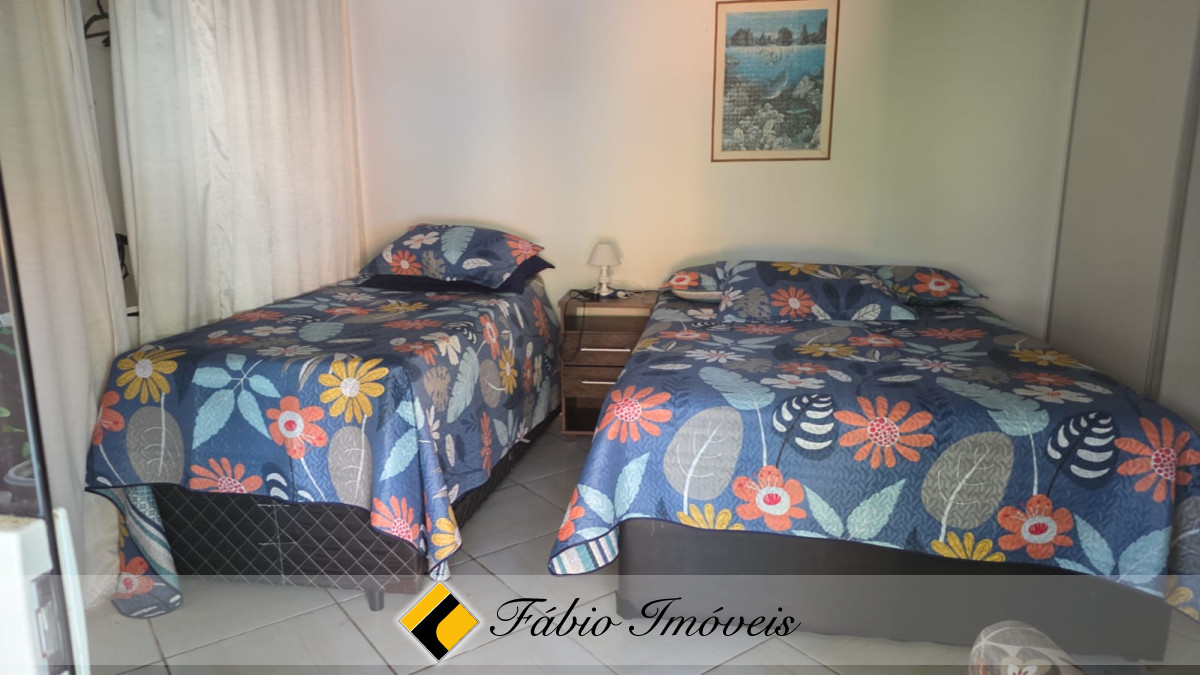 Belíssima casa toda arborizada e com lindo espaço de lazer! – Foto 11