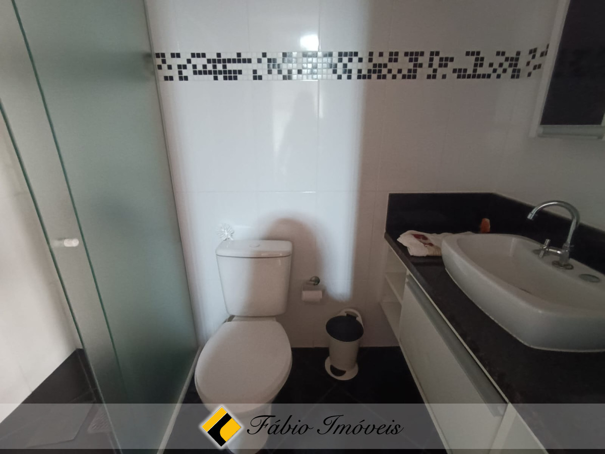 Belíssima casa toda arborizada e com lindo espaço de lazer! – Foto 10