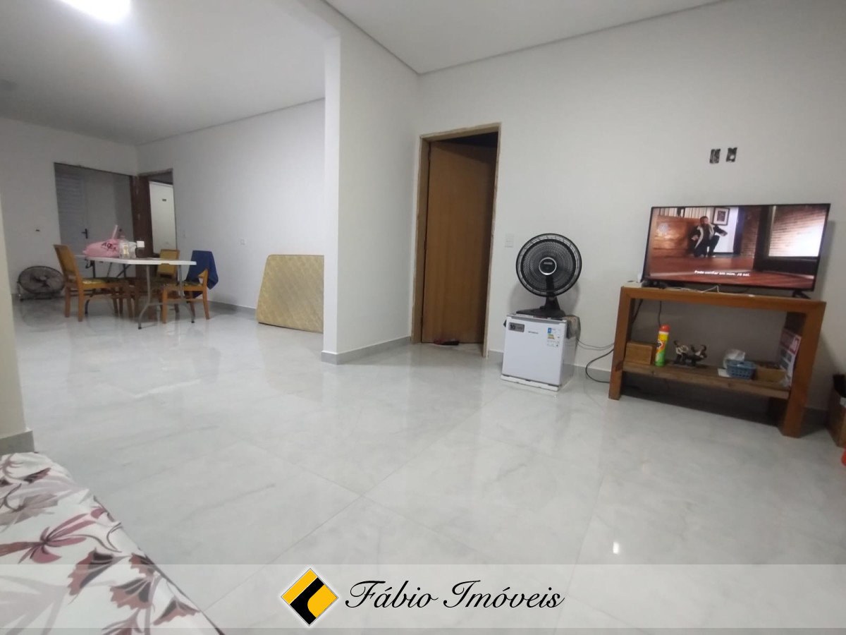 Casa com piscina e terreno grande!!! – Foto 4