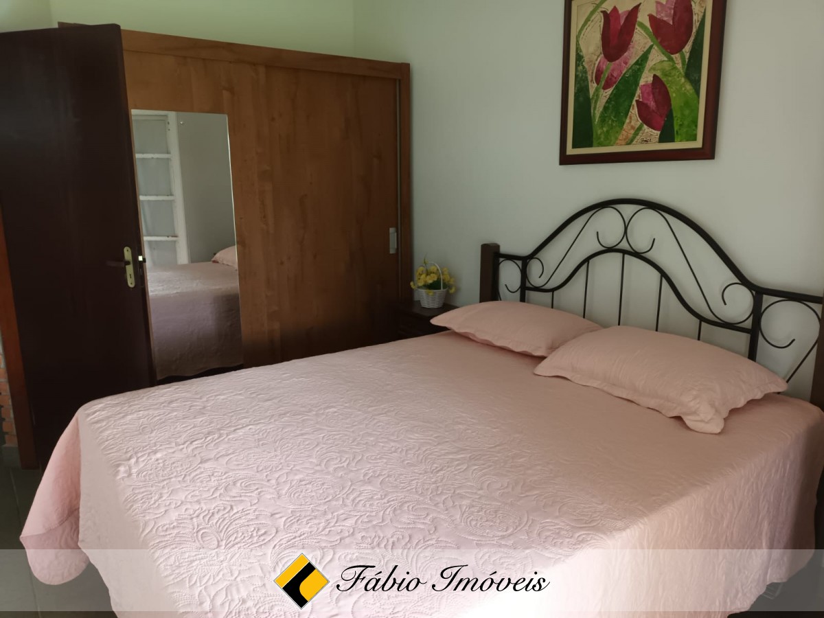 Linda casa em dois lotes – Foto 7