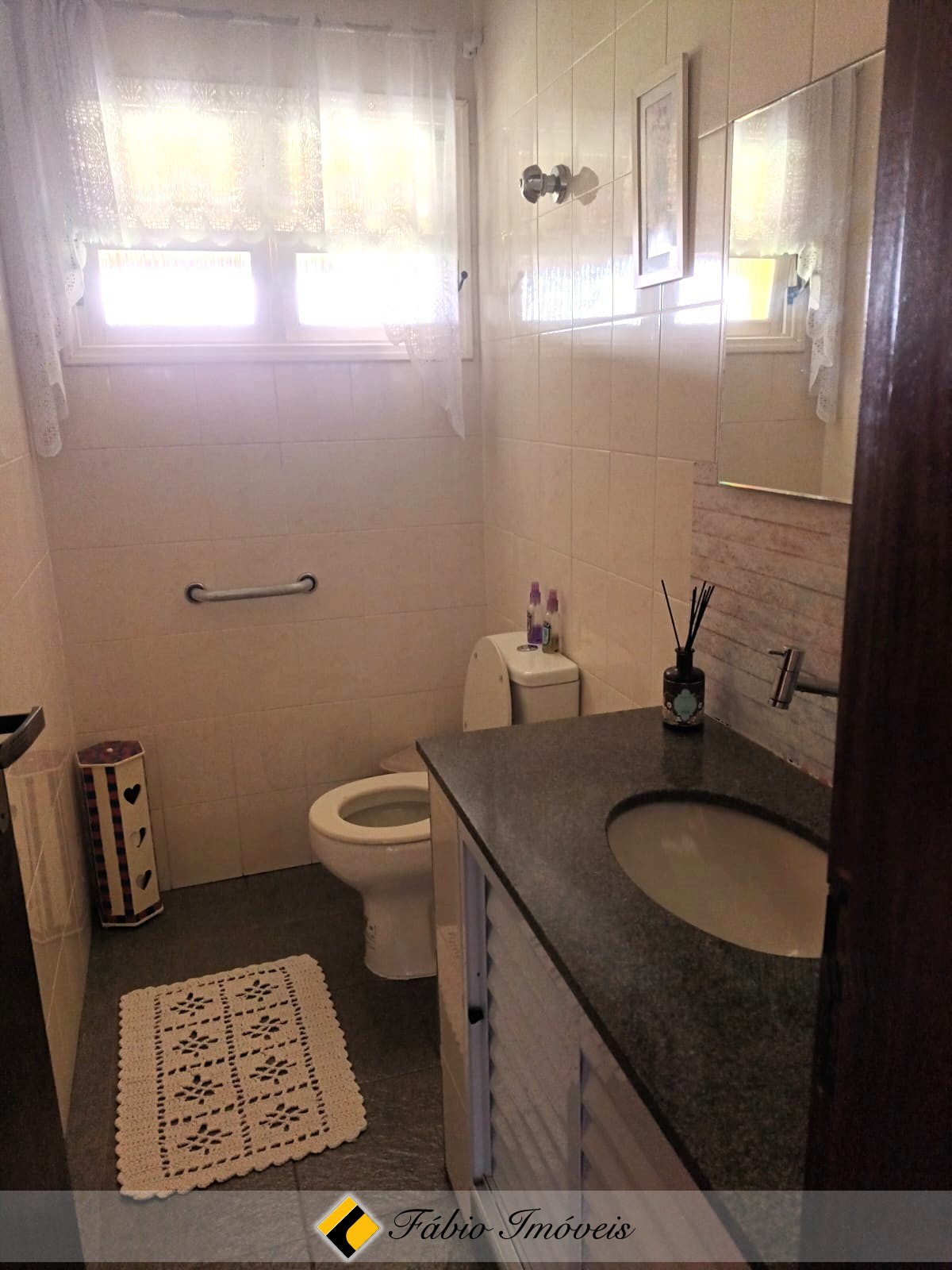 Linda casa em dois lotes – Foto 6