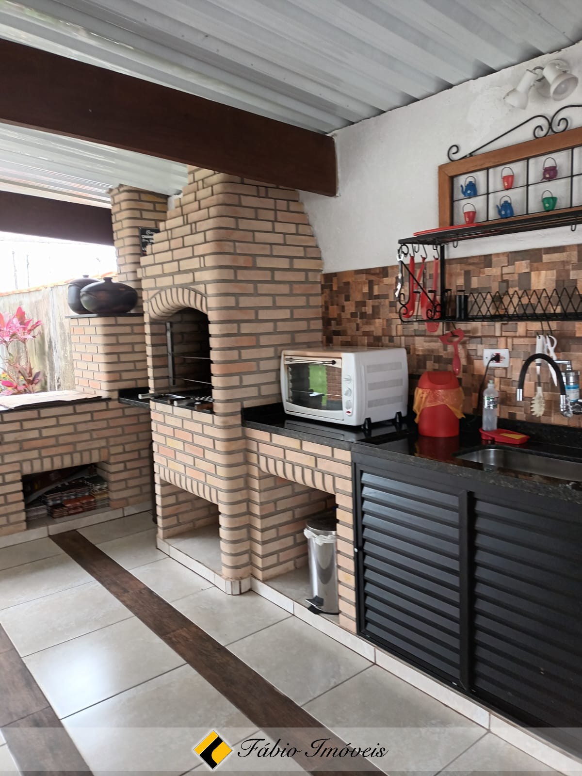 Linda casa em dois lotes – Foto 14