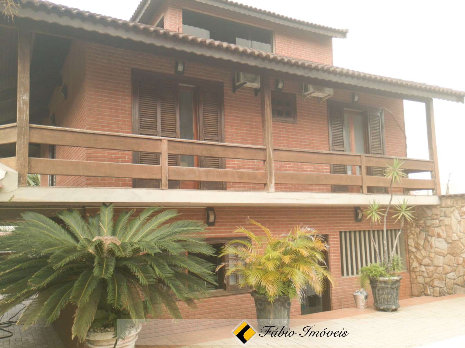 Sobrado com piscina lado praia!!