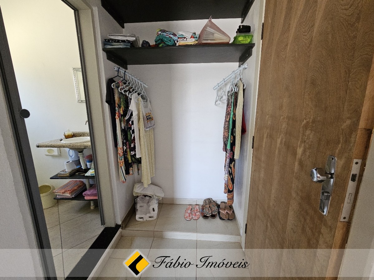 Sobrado bem conservado!! – Foto 27