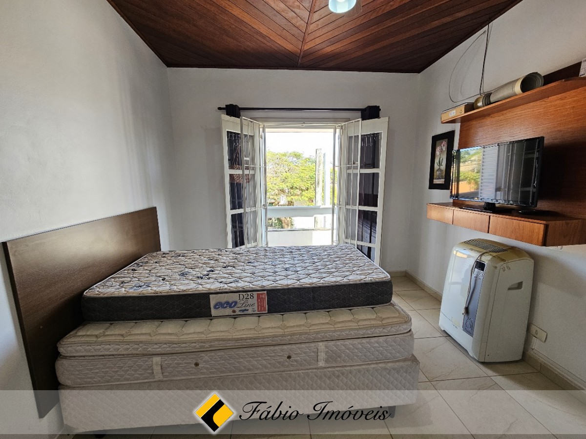 Sobrado bem conservado!! – Foto 26