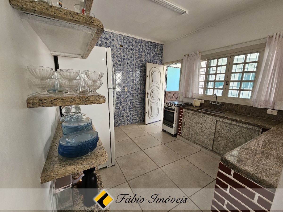 Sobrado bem conservado!! – Foto 11