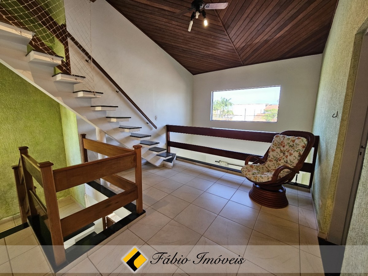 Sobrado bem conservado!! – Foto 9