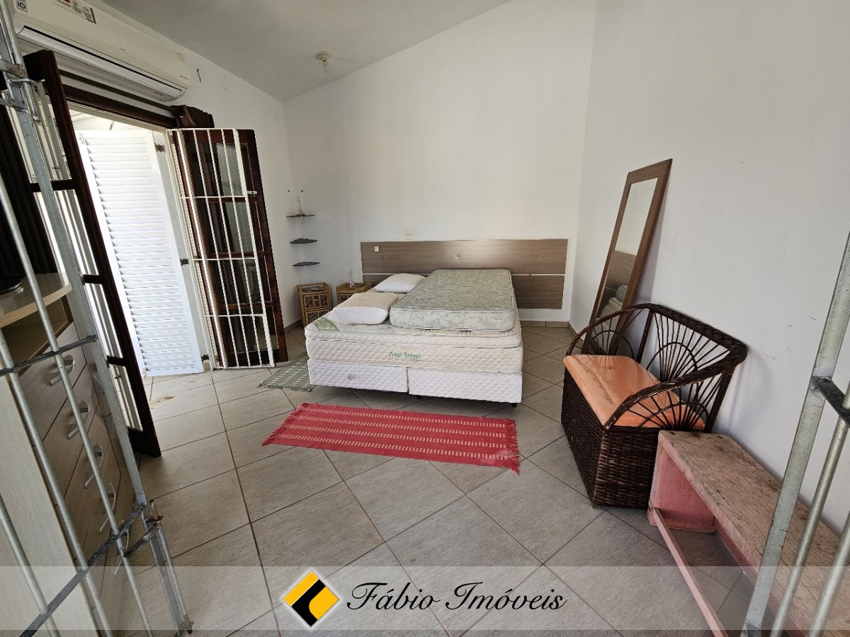 Sobrado bem conservado!! – Foto 12