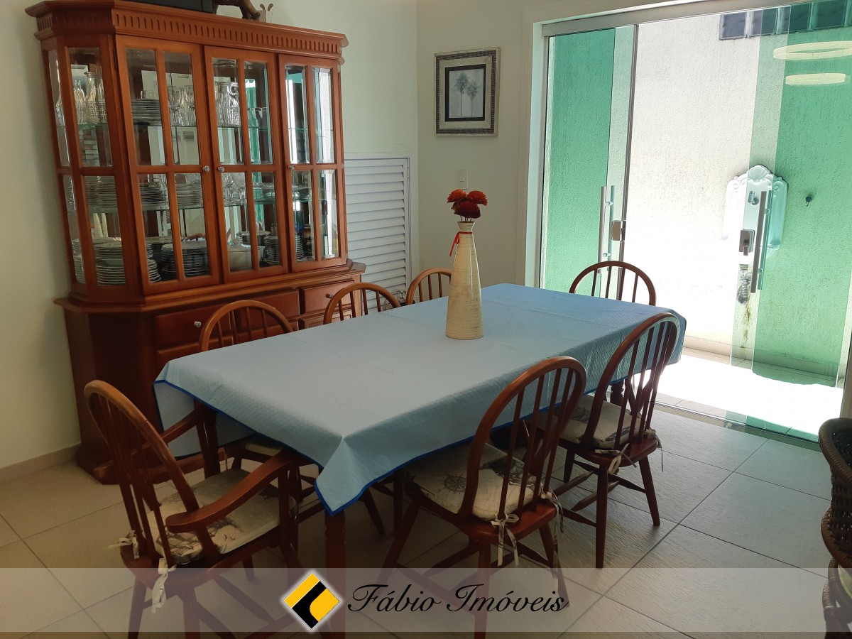 SOBRADO A 200 METROS DO MAR! – Foto 7