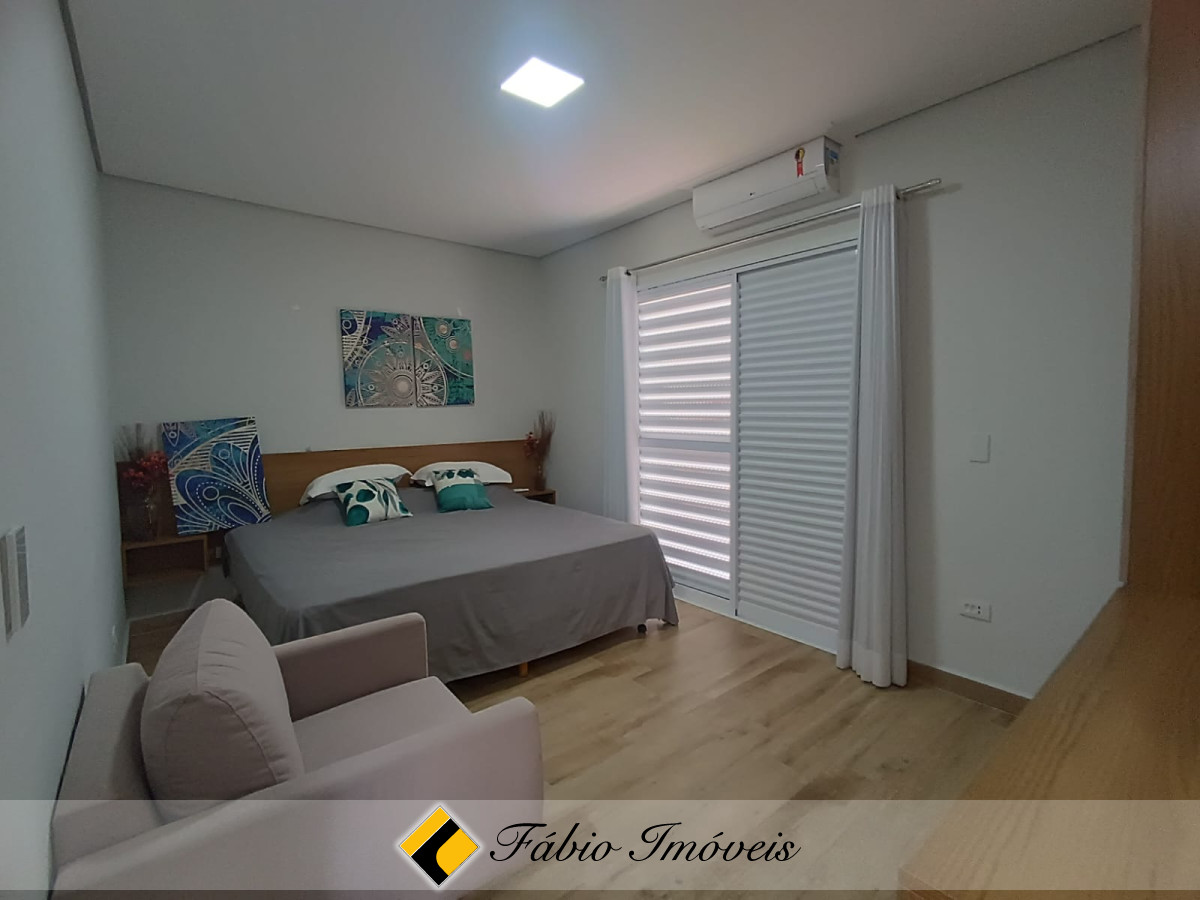 Sobrado novo e moderno a poucos metros do mar! – Foto 15