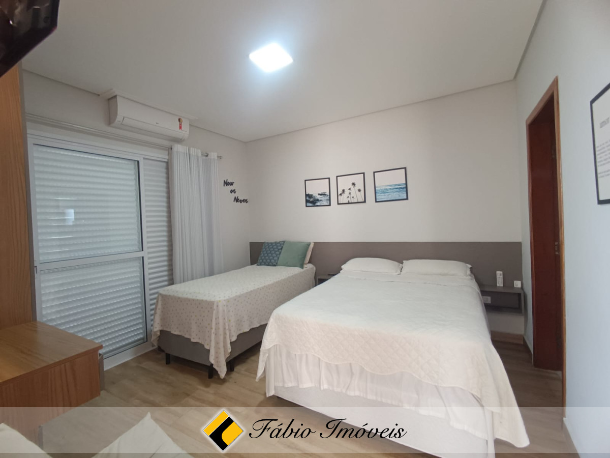 Sobrado novo e moderno a poucos metros do mar! – Foto 18