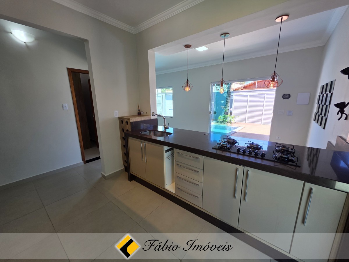 Linda casa com piscina! – Foto 9