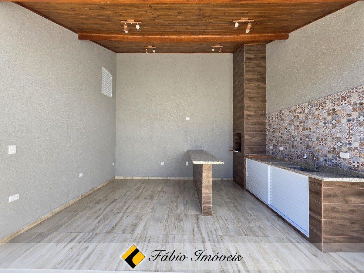 Linda casa com piscina! – Foto 4