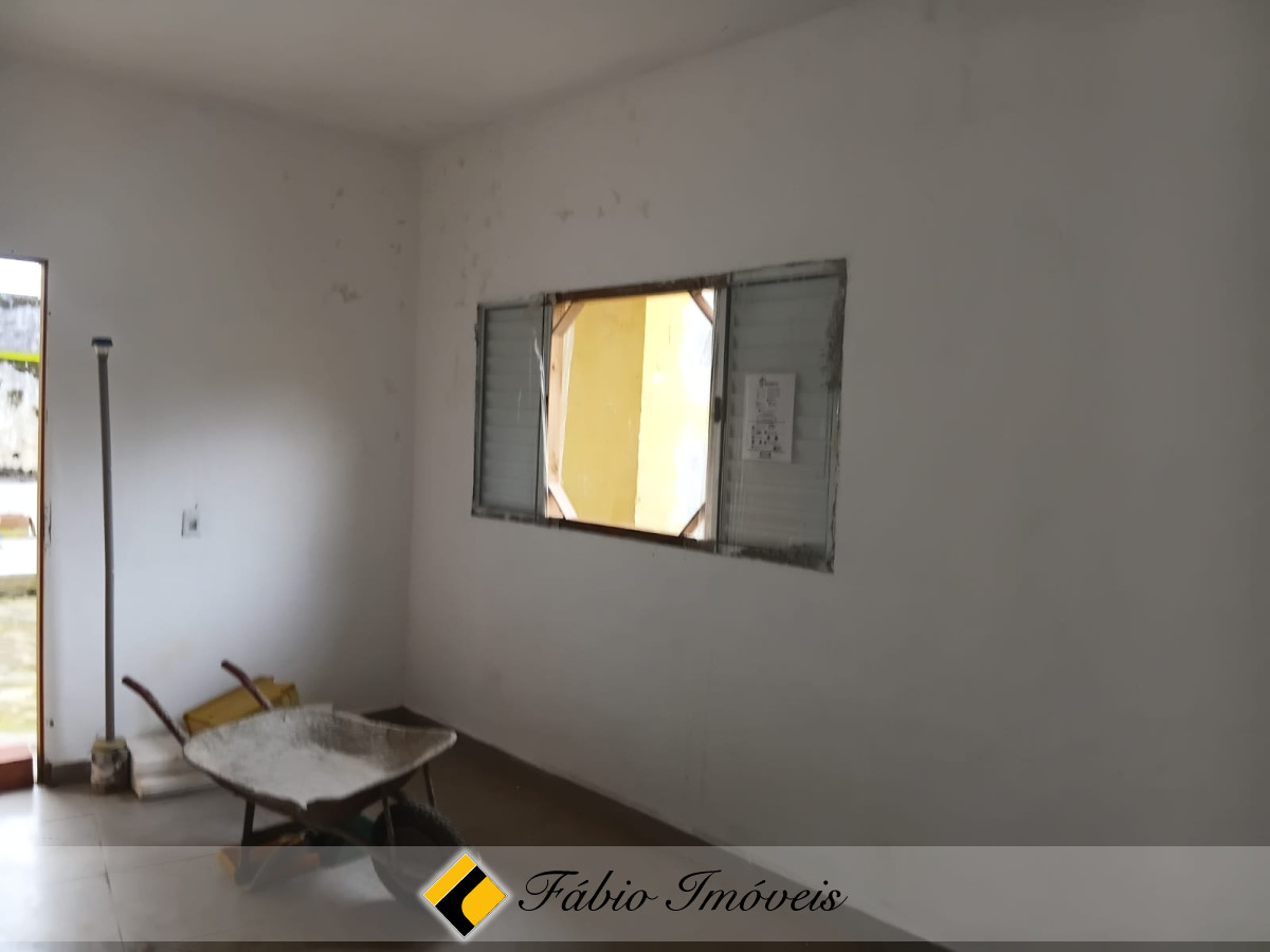 Casa semi reformada em ótima localização! – Foto 12