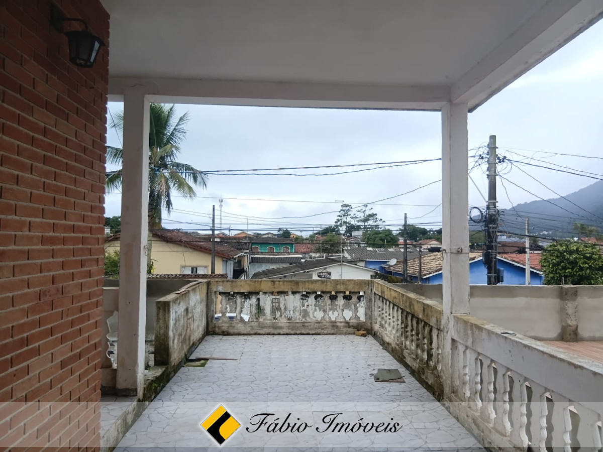 Casa semi reformada em ótima localização! – Foto 21