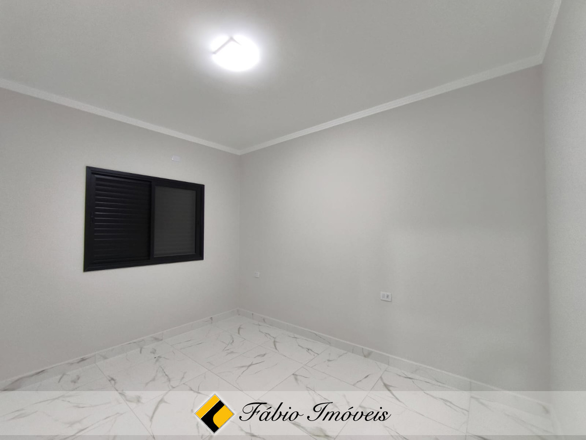 Linda casa reformada, moderna com pé direito alto!! – Foto 22