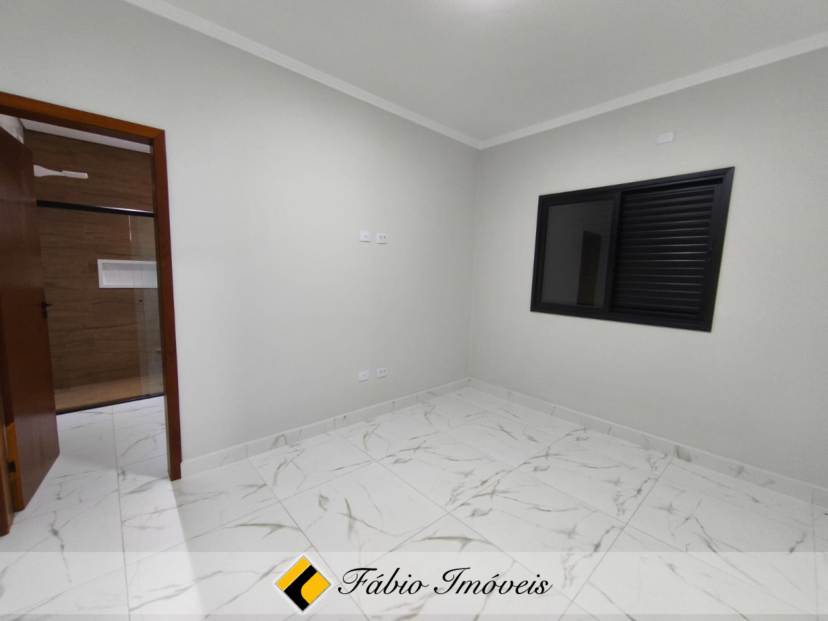 Linda casa reformada, moderna com pé direito alto!! – Foto 23