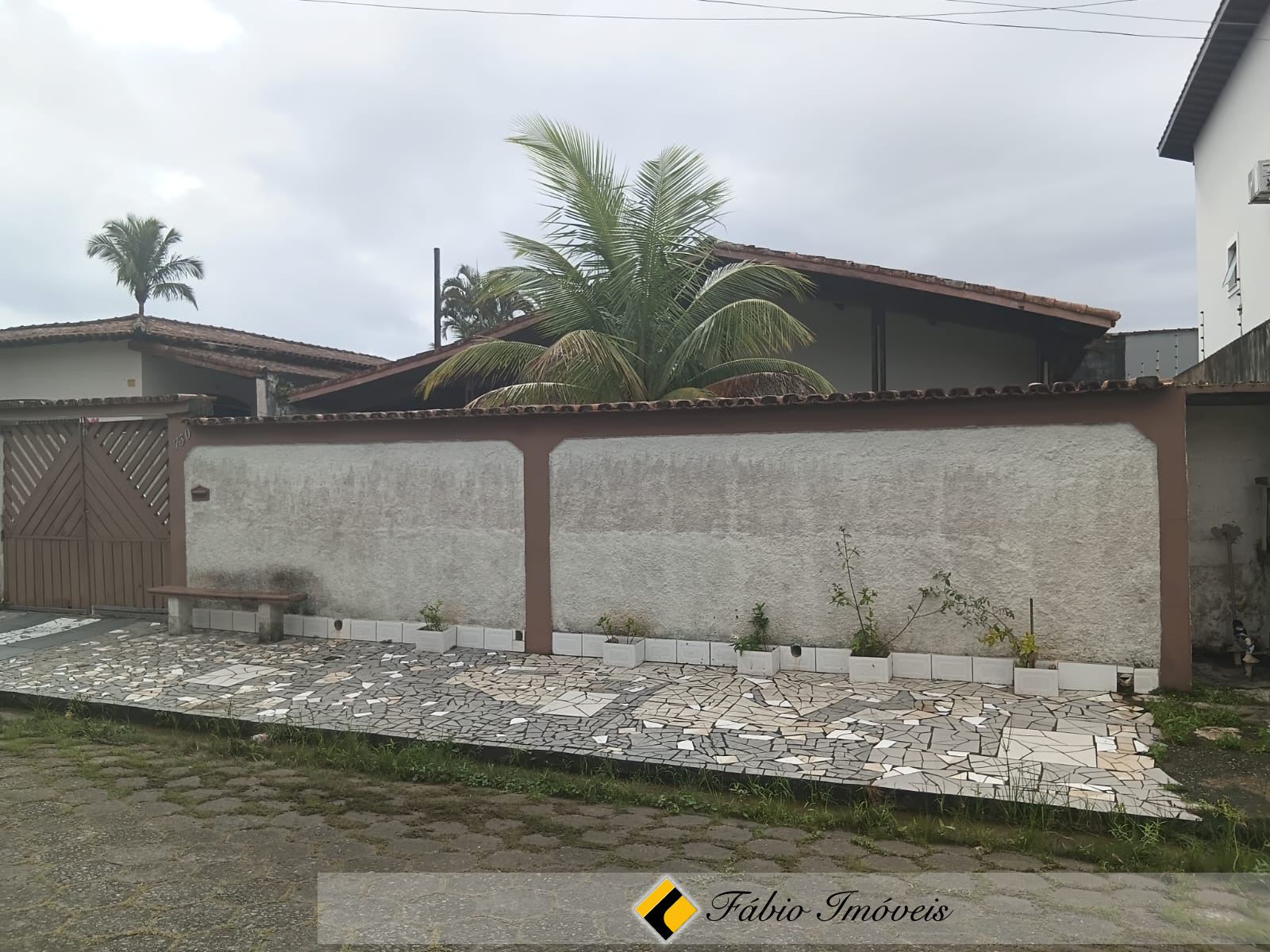 Casa para moradia e investimento!! – Foto 1