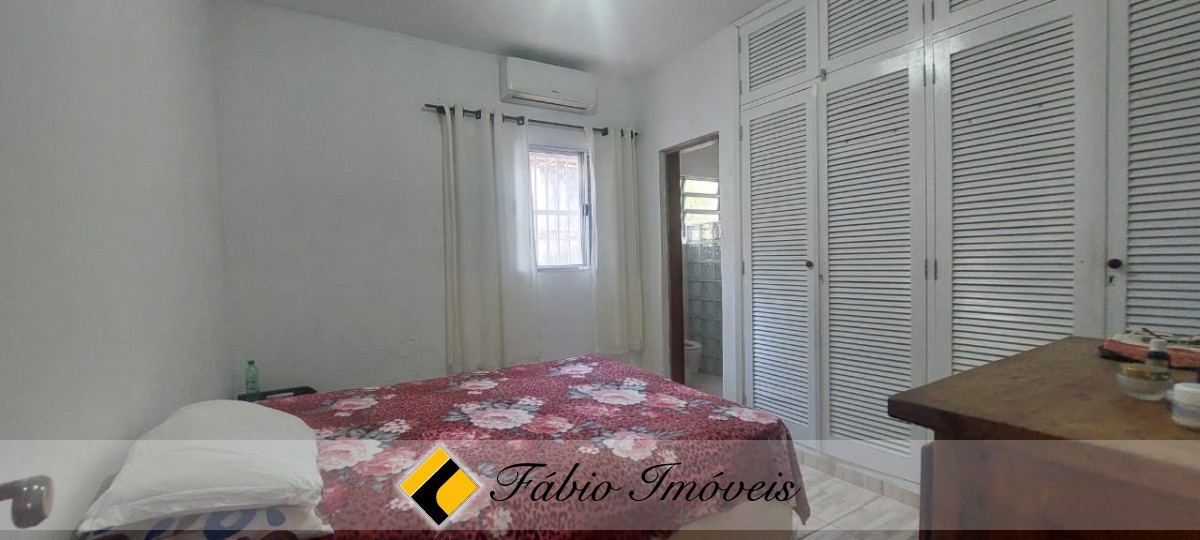 Casa com piscina em excelente localização! – Foto 13