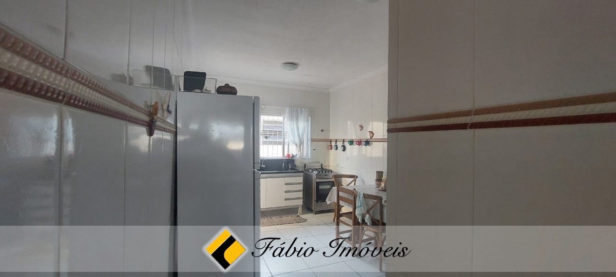 Casa com piscina em excelente localização! – Foto 19