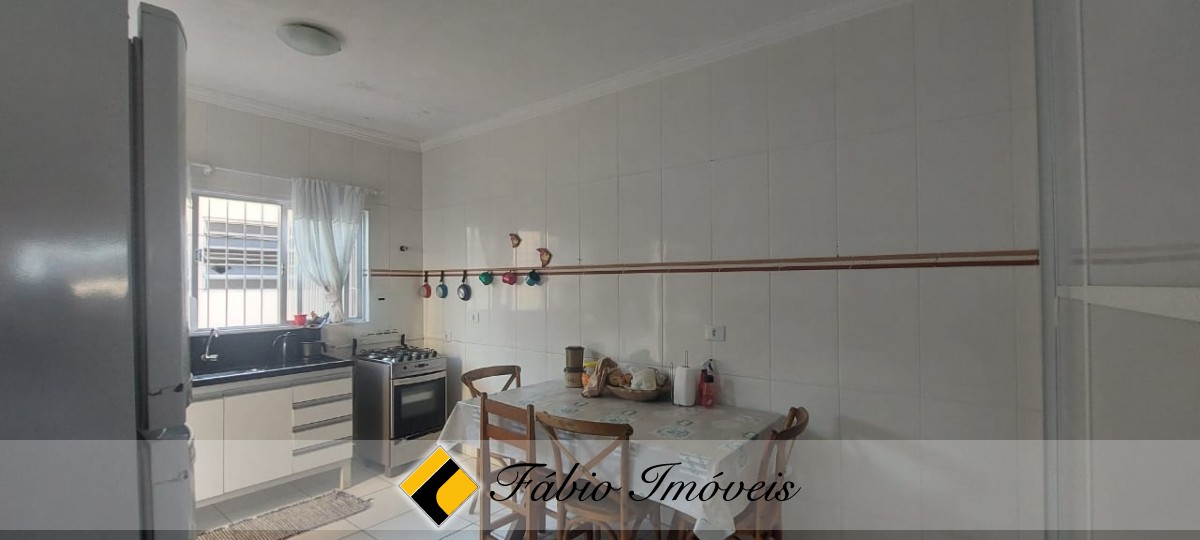 Casa com piscina em excelente localização! – Foto 20