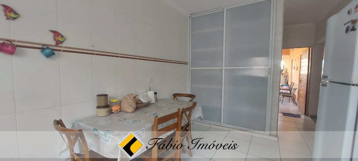 Casa com piscina em excelente localização! – Foto 21