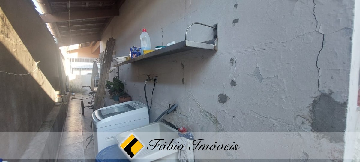 Casa com piscina em excelente localização! – Foto 29