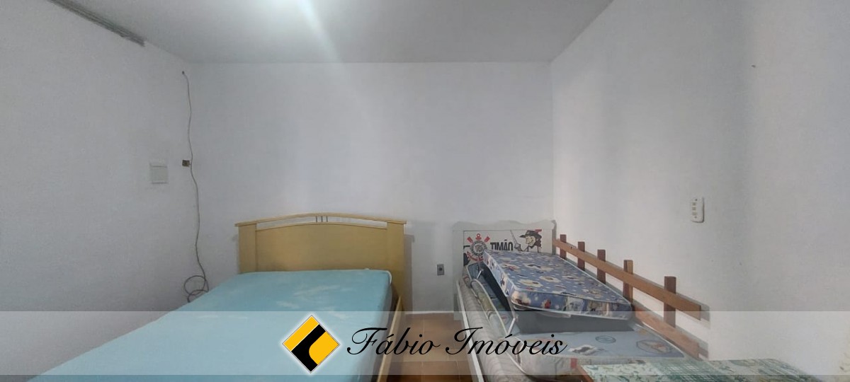 Casa com piscina em excelente localização! – Foto 11