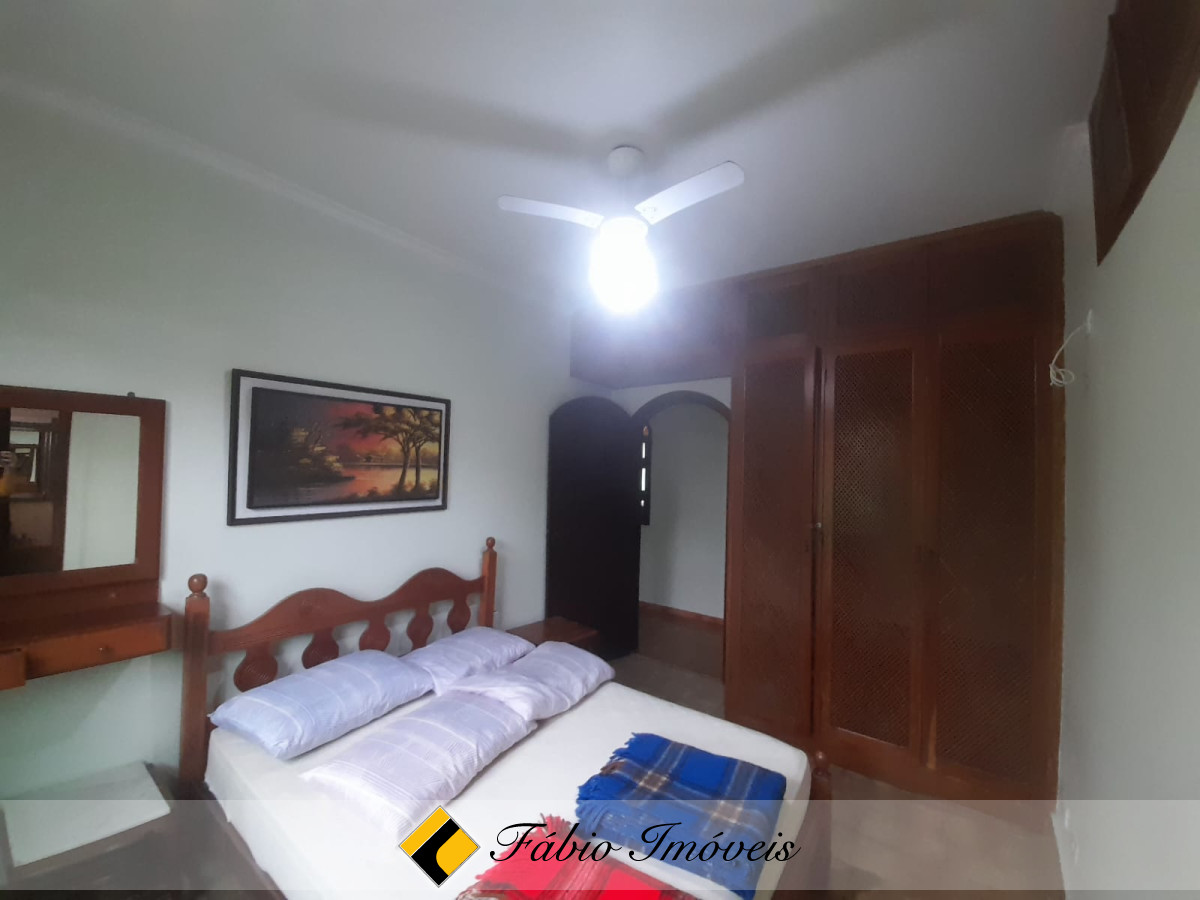 casa de esquina com Piscina!! – Foto 20