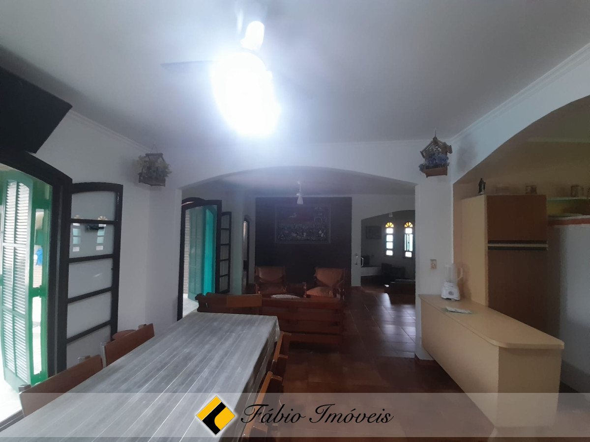casa de esquina com Piscina!! – Foto 23
