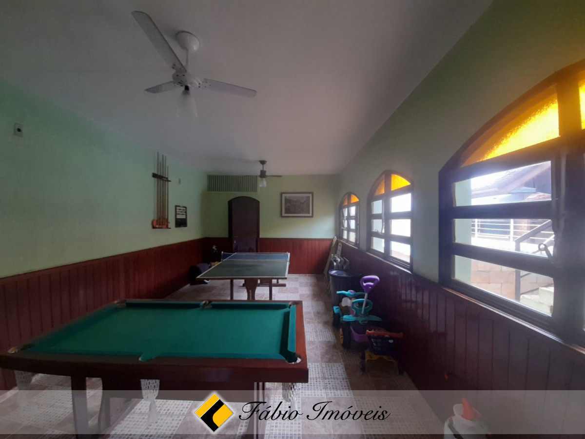 casa de esquina com Piscina!! – Foto 32