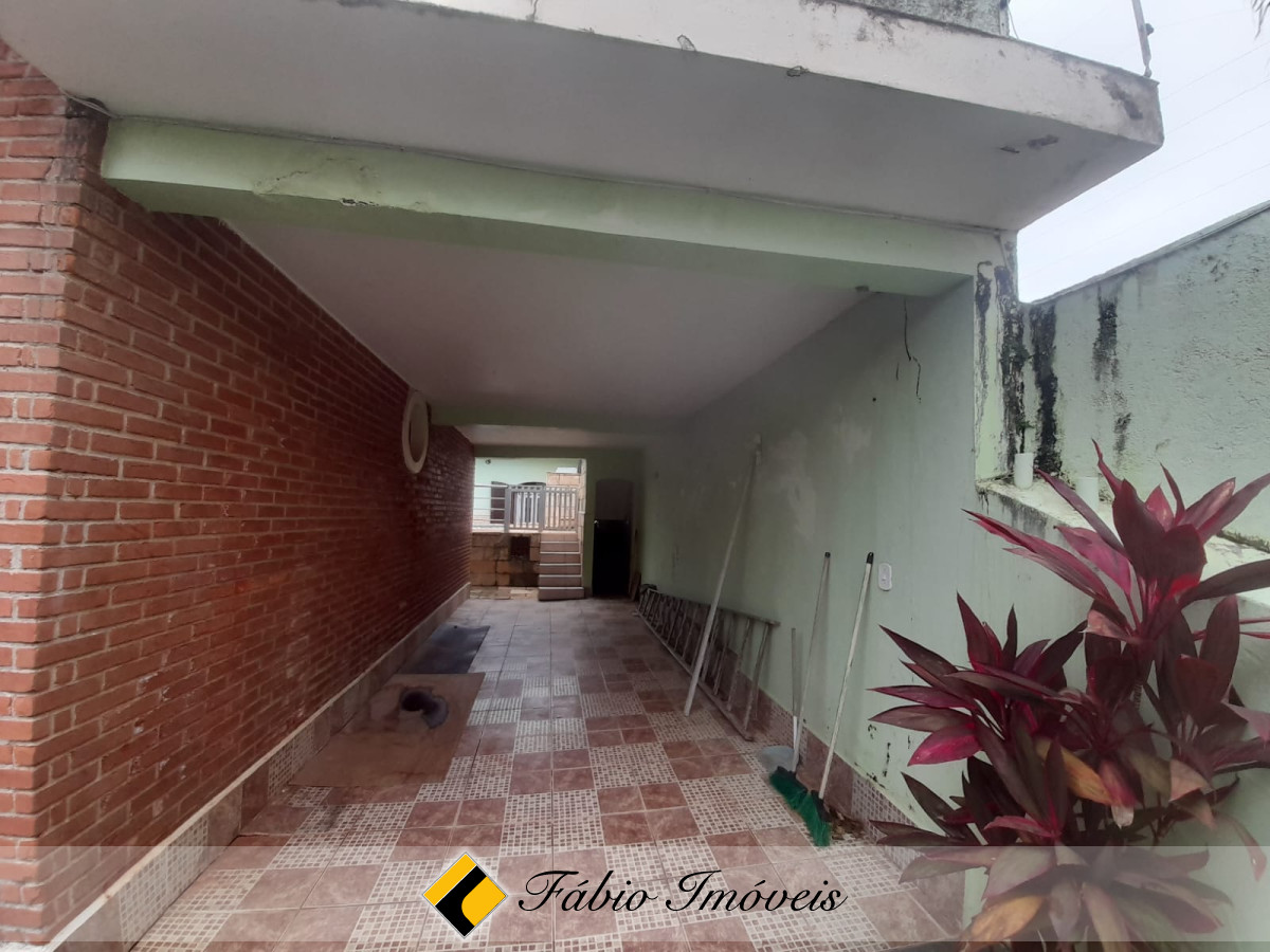 casa de esquina com Piscina!! – Foto 36