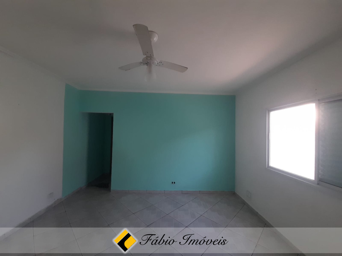 CASA EM EXCELENTE LOCALIZAÇÃO! – Foto 12