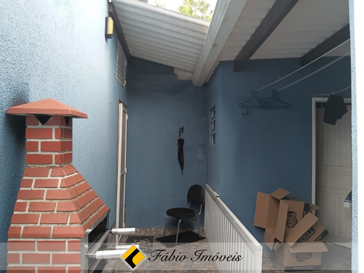 CASA EM EXCELENTE LOCALIZAÇÃO! – Foto 8