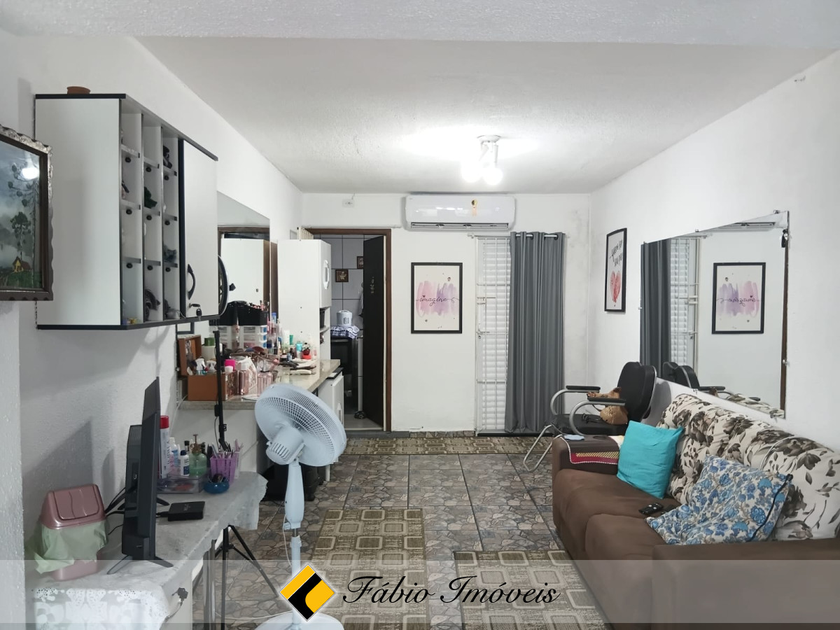 CASA EM EXCELENTE LOCALIZAÇÃO! – Foto 15
