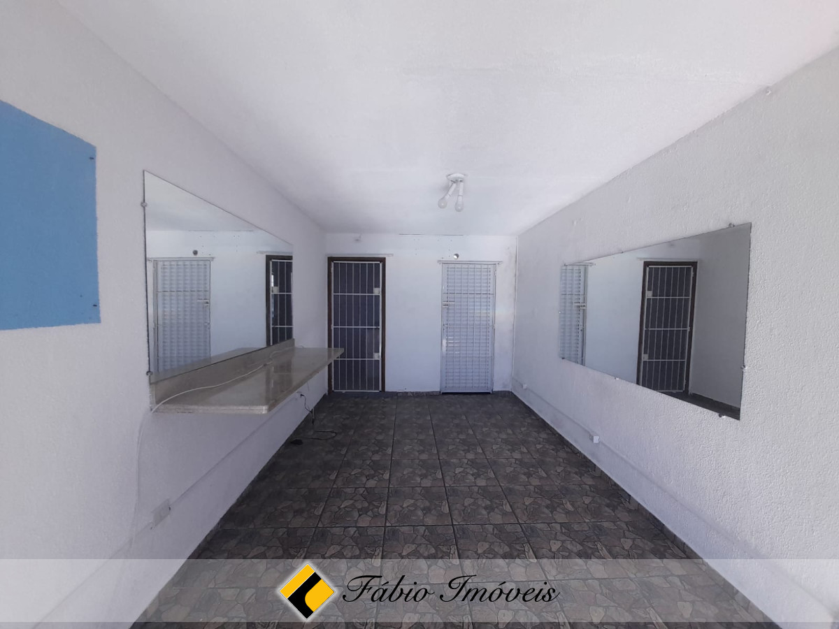 CASA EM EXCELENTE LOCALIZAÇÃO! – Foto 3