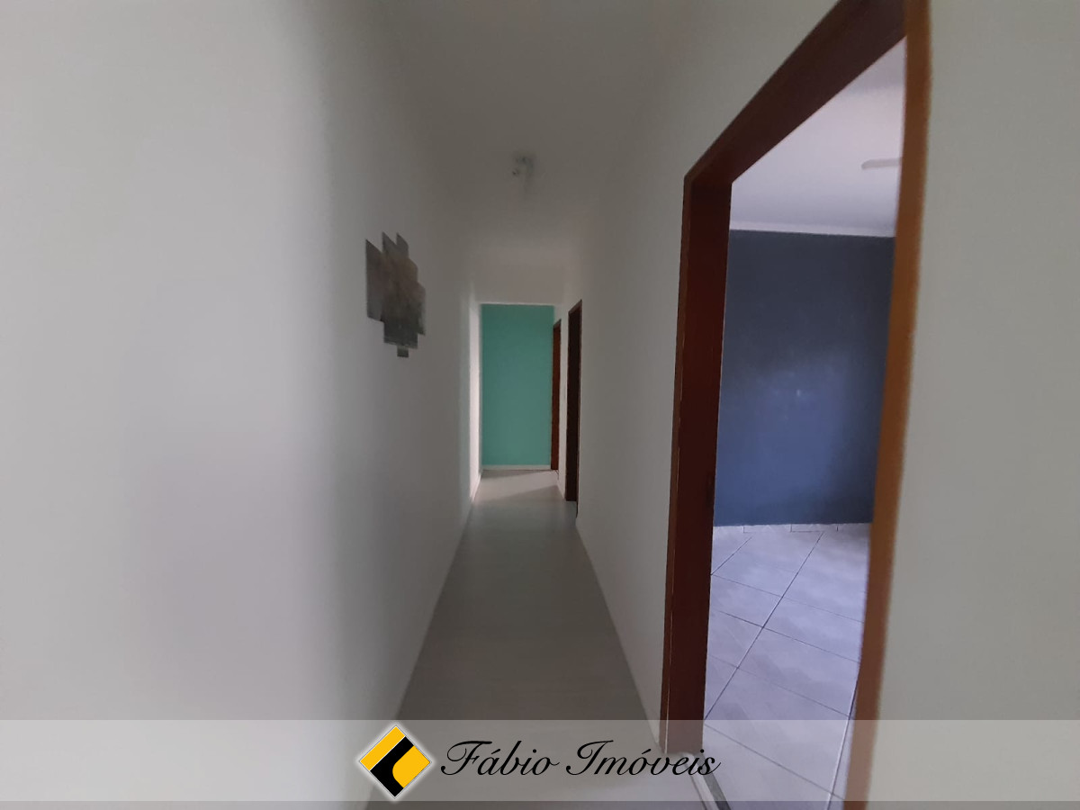 CASA EM EXCELENTE LOCALIZAÇÃO! – Foto 8