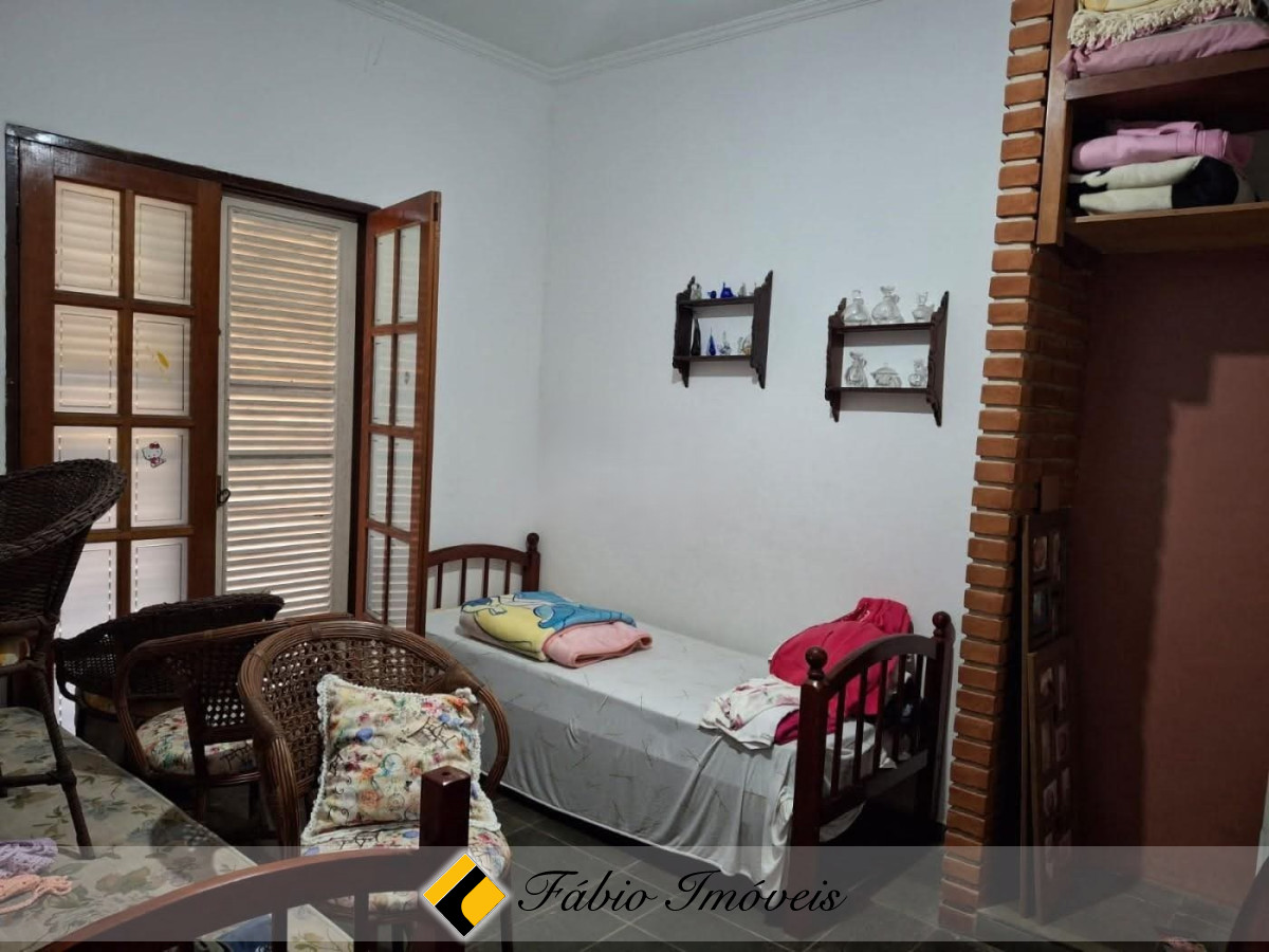 Sobrado a 200 metros da praia!!! – Foto 12