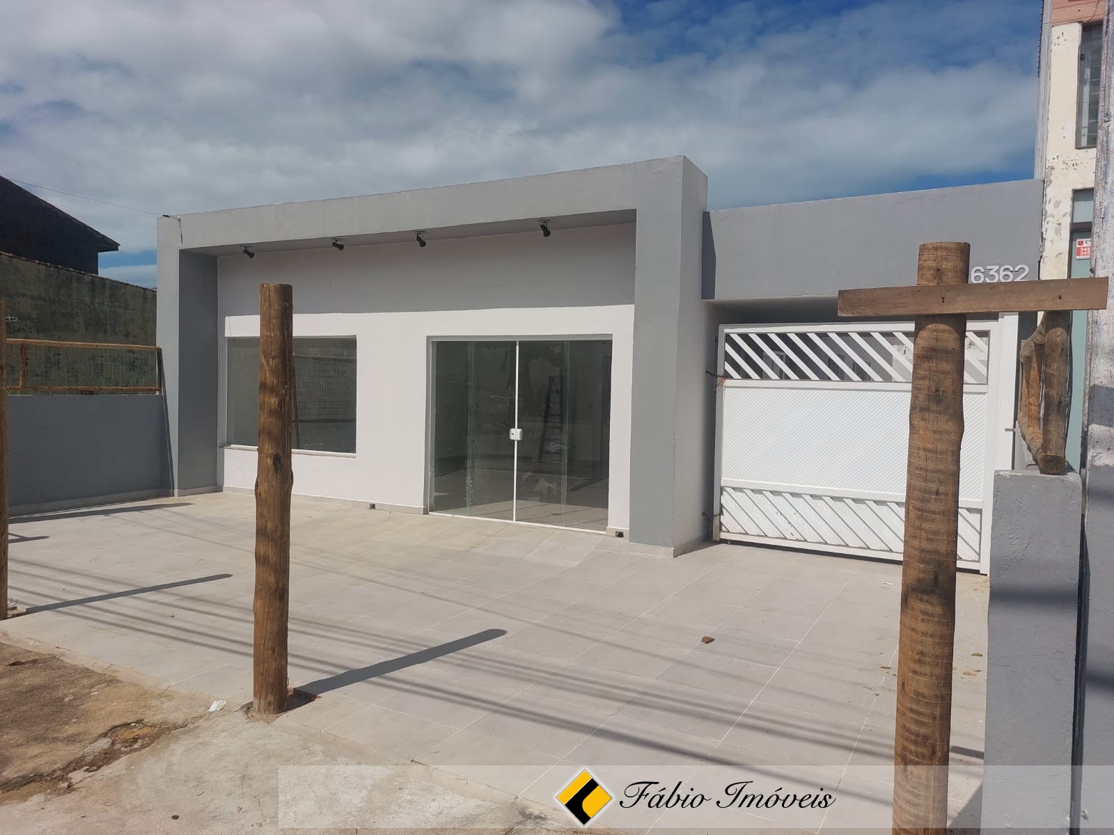 Ponto Comercial e Residencial