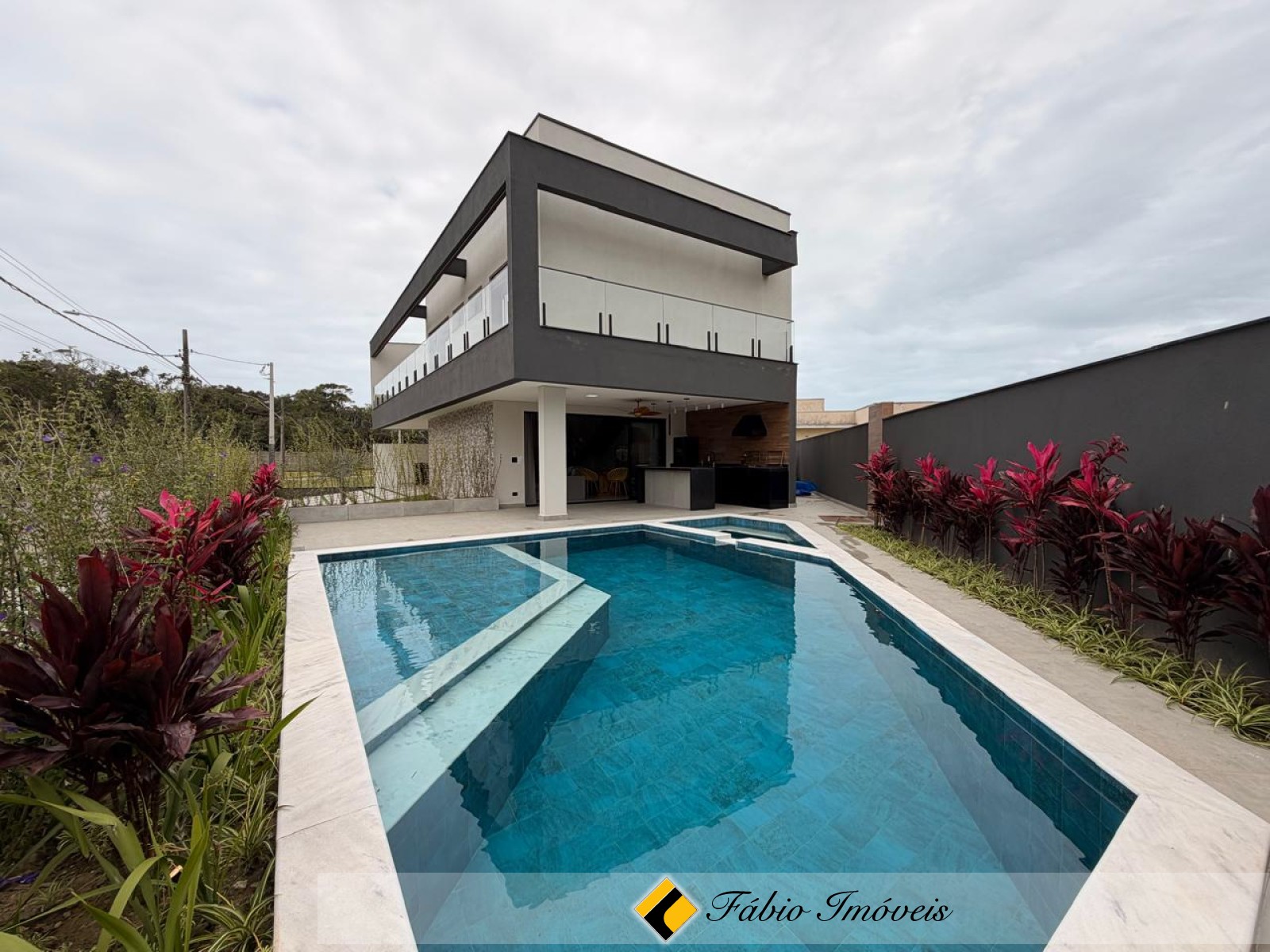 Sobrado Alto Padrão em Condomínio Fechado!! – Foto 1