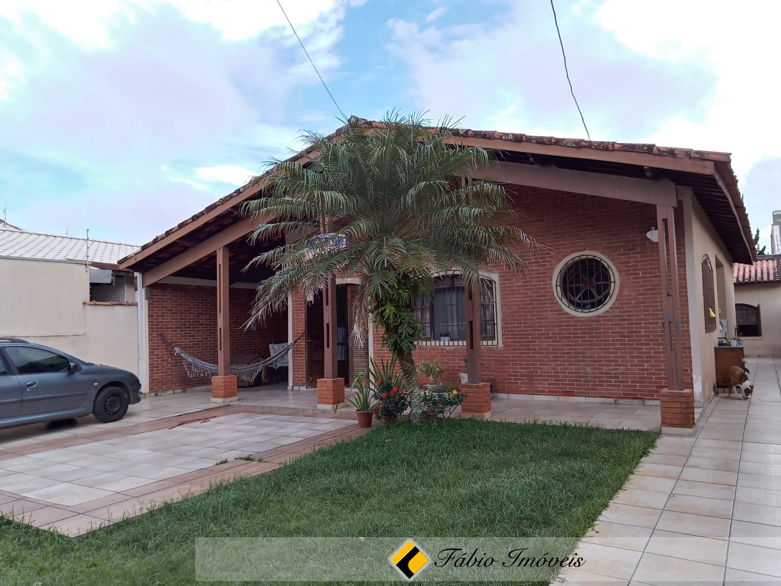 Casa 3 dormitórios próxima ao Mar