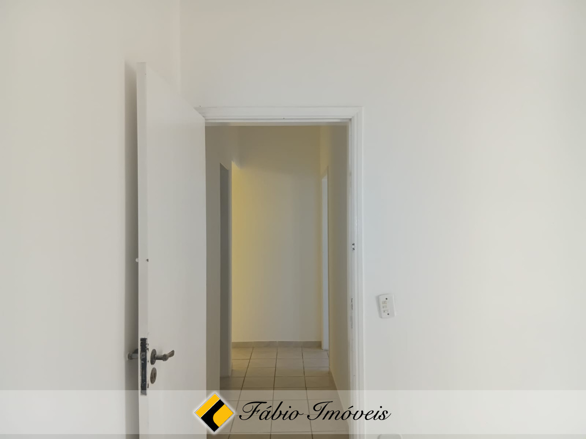 Apartamento Sobre loja! – Foto 6