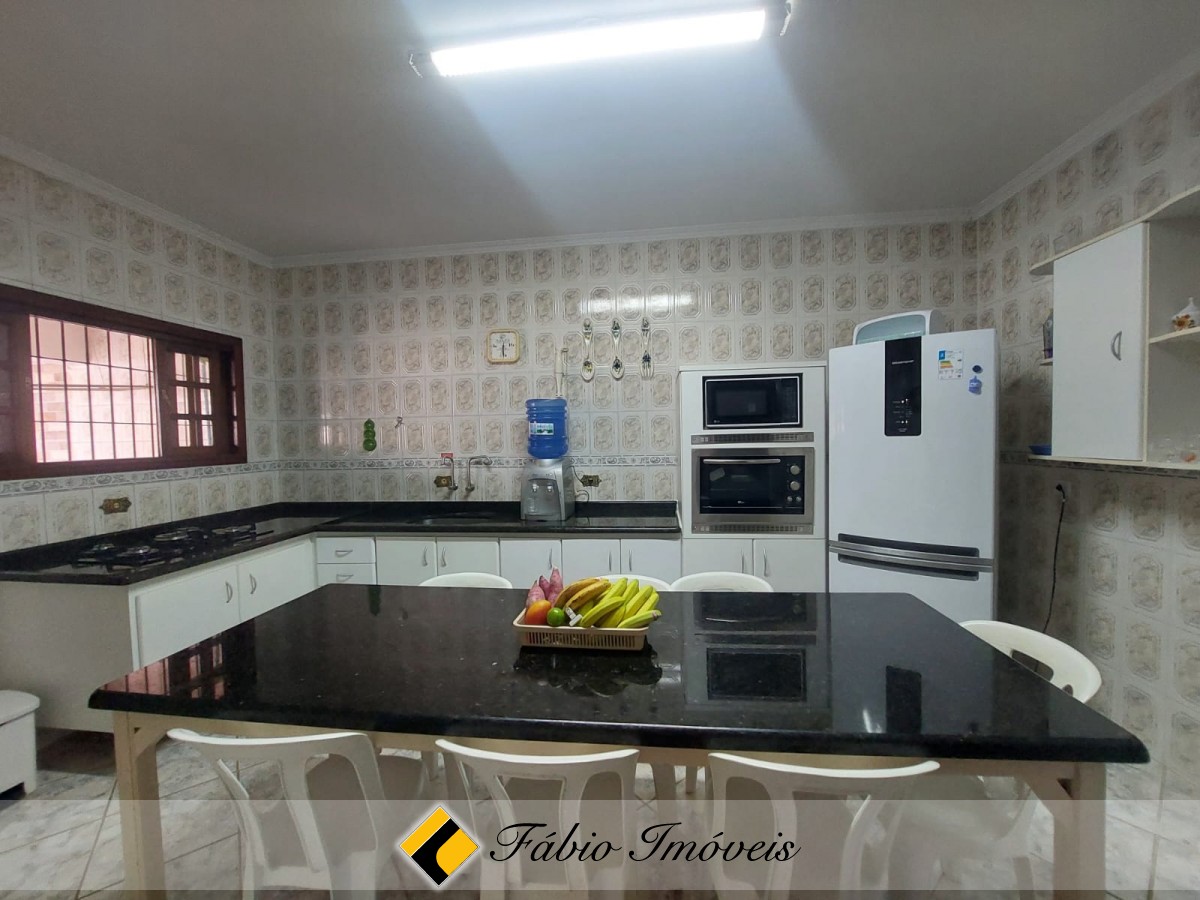 Sobrado em ótimo estado de conservação!! – Foto 13